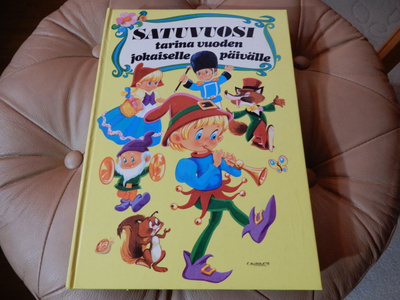 SATUVUOSI - TARINA VUODEN JOKAISELLE PÄIVÄLLE