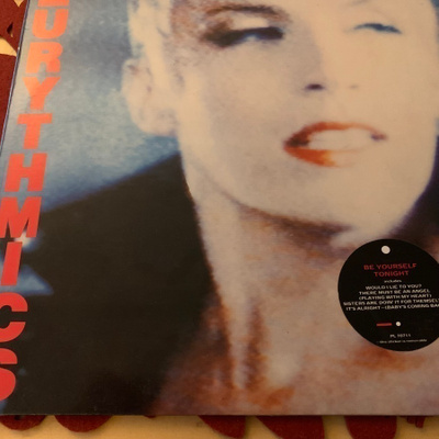EURHYTHMICS: Be Yourself Tonight. *EUR 1985