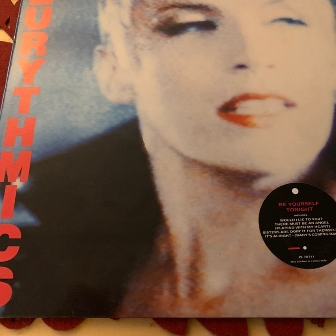 EURHYTHMICS: Be Yourself Tonight. *EUR 1985