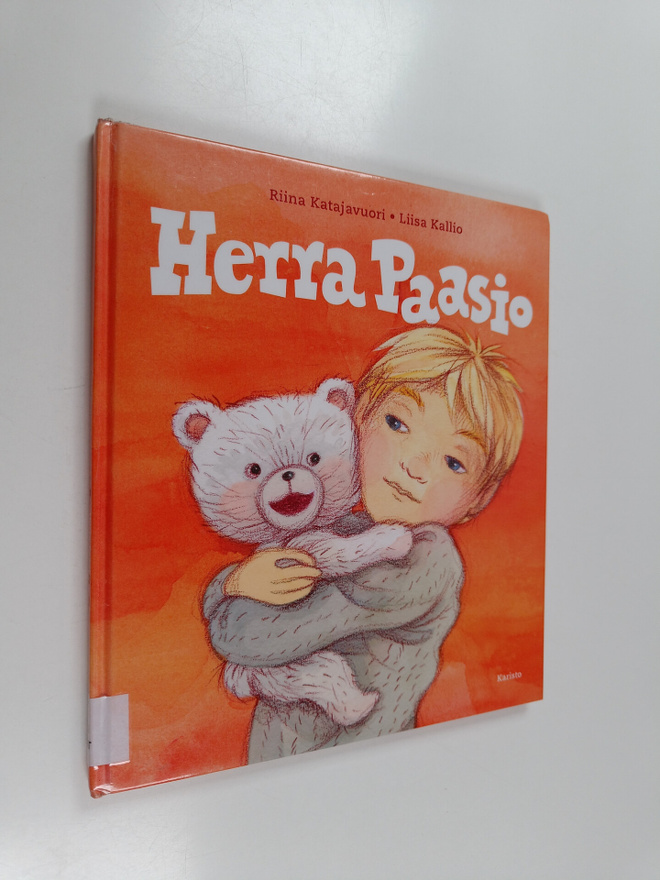 Riina Katajavuori : Herra Paasio