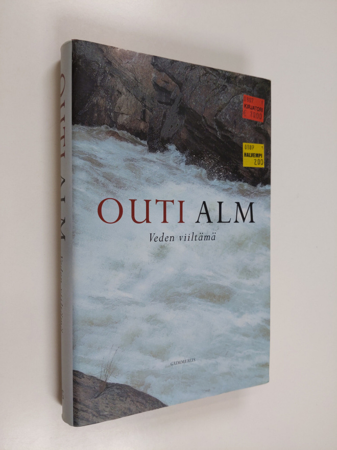 Outi Alm : Veden viiltämä
