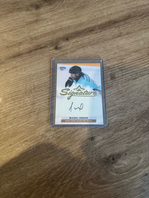 Michal Jordan Gold Signature 25-26