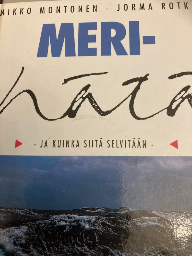 MONTONEN: MERIHÄTÄ ja siitä selviäminen
