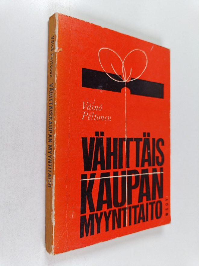 Väinö Peltonen : Vähittäiskaupan myyntitaito