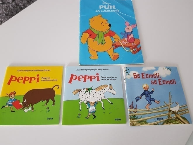 Astrid Lindgren: Peppi, Eemeli ja Puh vihkoset - yht. 4kpl