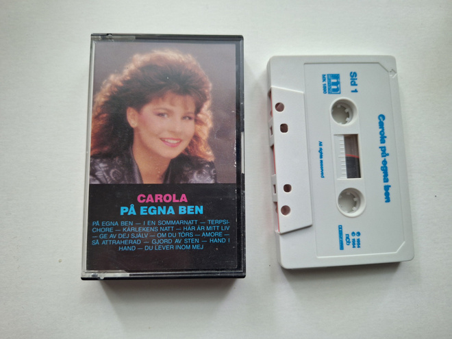 CAROLA - PÅ EGNA BEN c-kasetti