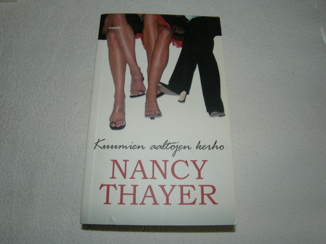 Nancy Thayer Kuumien aaltojen kerho  -pok