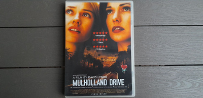DVD: Mulholland Drive (Naomi Watts, O: David Lynch 2001)