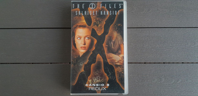VHS: X-Files Salaiset Kansiot: Kansio 9 - Redux (1997)