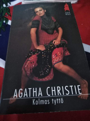 Agatha Christie Kolmas Tyttö