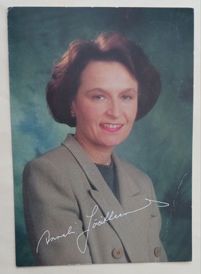 Anneli Jäätteenmäki, poliitikko, pain. signeeraus, p. 1995