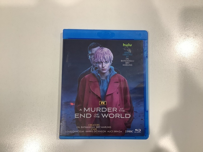 Murder at the End of the World  Bluray  ( 2 Discs )
