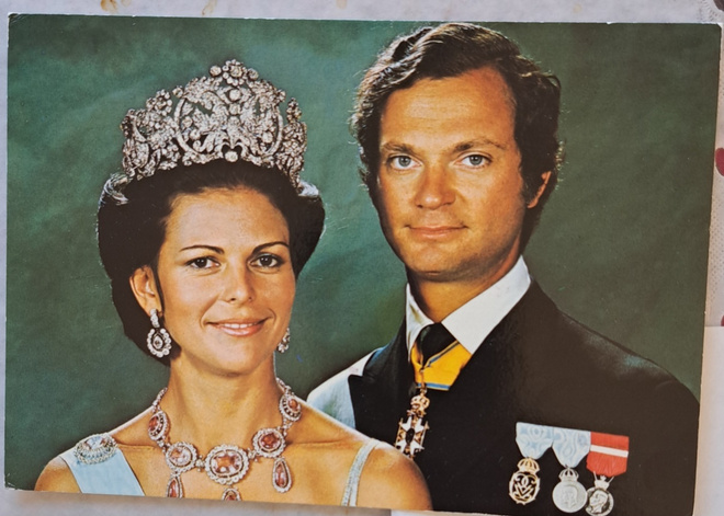 Kuningas Kaarle Kustaa ja Silvia, lähetetty Ruotsista 1982