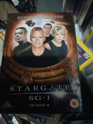 Stargate 8 kausi dvd