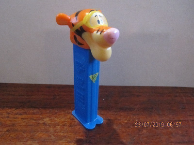 Pez karkki kone