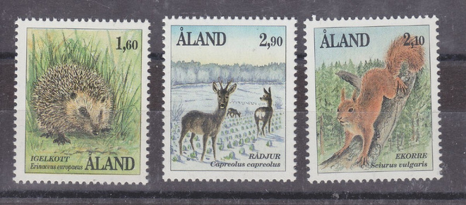 Åland 1991 nisäkkäitä sarja postituoreena.