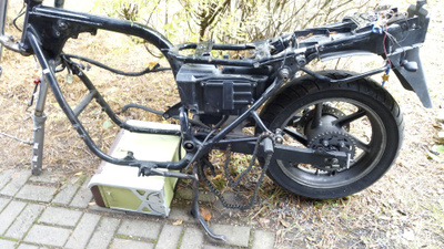 HONDA CB 750 Sevenfifty runko ja osia