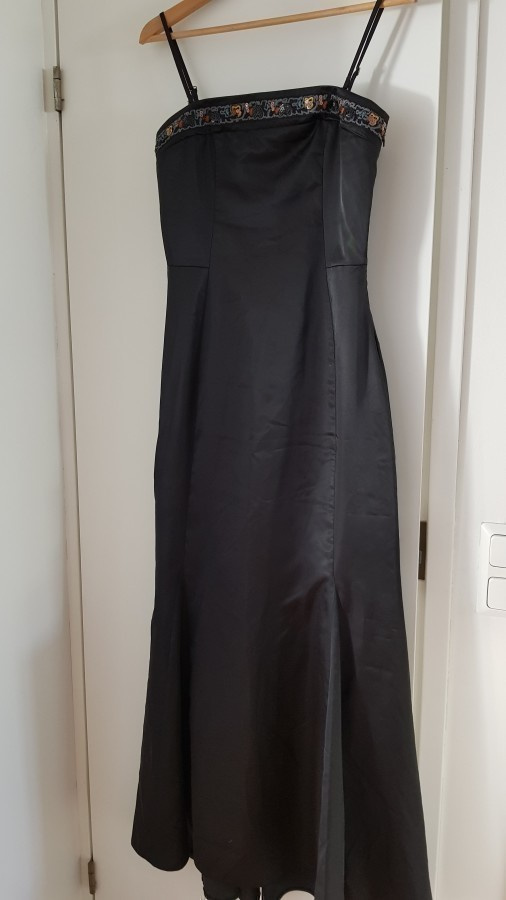 Pitkä musta Vero Moda Iltapuku / Mekko - koko 38