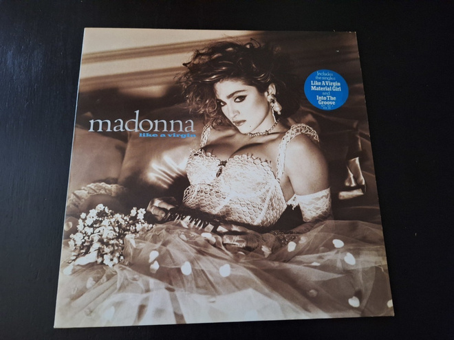 MADONNA - LIKE A VIRGEN . LP ( Huippu kunto )