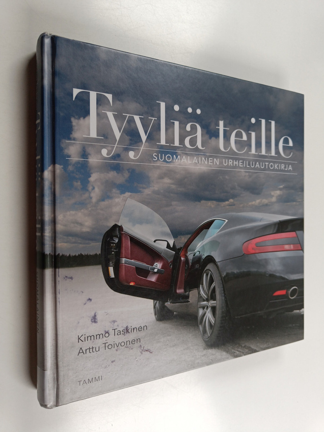 Kimmo Taskinen : Tyyliä teille - Suomalainen urheiluautok...