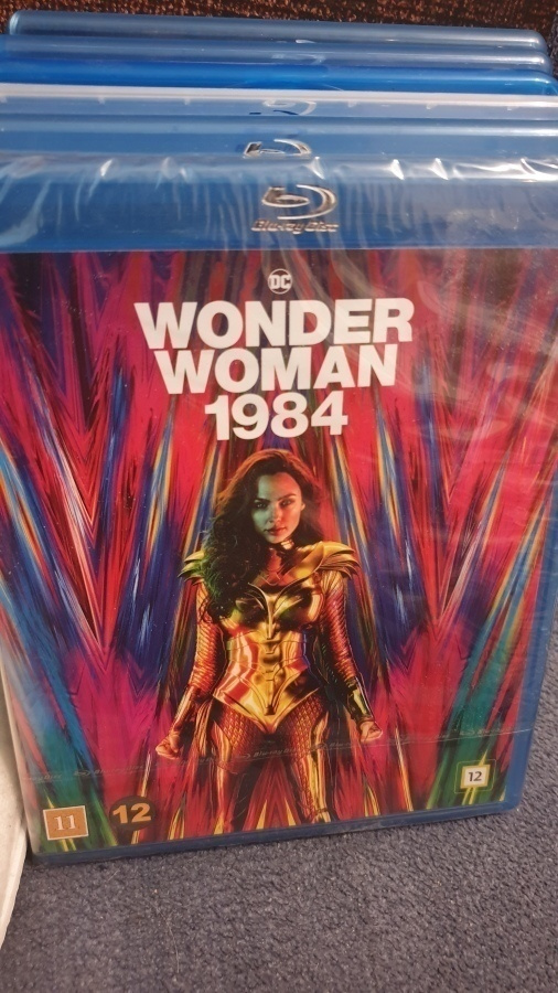 Wonder Woman 1984   (Blu-ray)   uusi ja muoveissa.