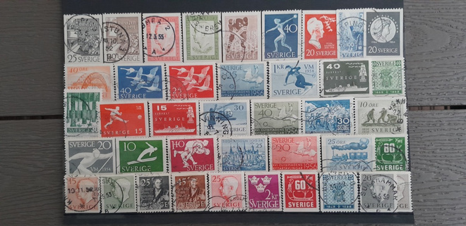 RUOTSI 1950-luku LEIMATTUJA postimerkkejä 40 kpl