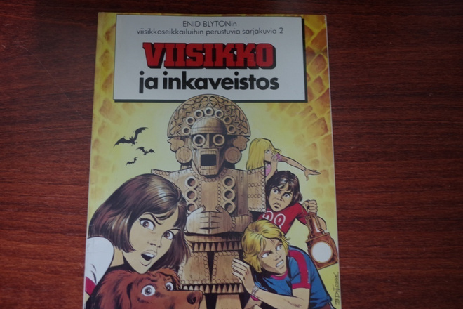 Enid Blyton: Viisikko ja inkaveistos (1983)