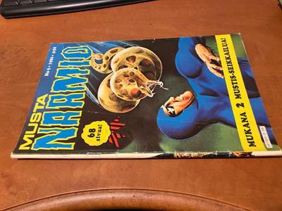 MUSTANAAMIO 9/1980
