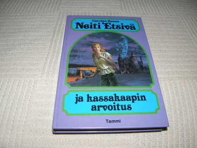 Carolyn Keene Neiti Etsivä ja kassakaapin arvoitus