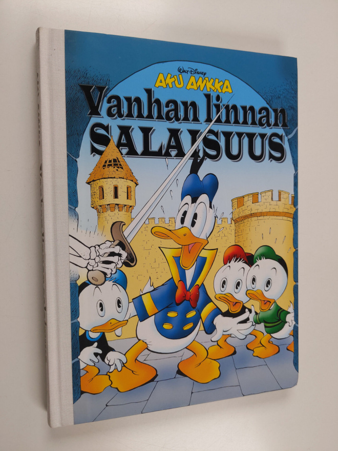Vanhan linnan salaisuus ; Andien kutsu