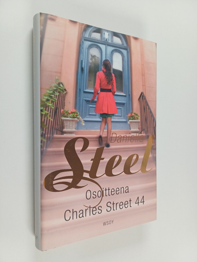 Danielle Steel : Osoitteena Charles Street 44