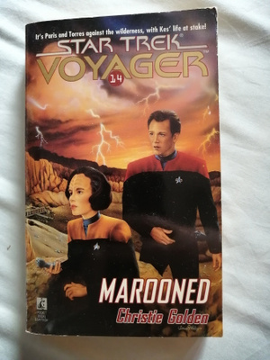 Star Trek Voyager # 14: Marooned (Golden, Christie)