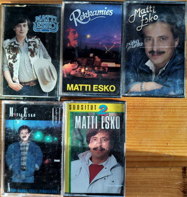 MATTI ESKO-5 KPL KASETTEJA- REKKAMIES PÄIVÄUNTA ym