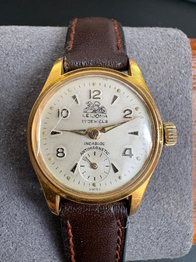 Leijona 17 Jewels Vintage  – Incabloc – 1960 kaiverrus