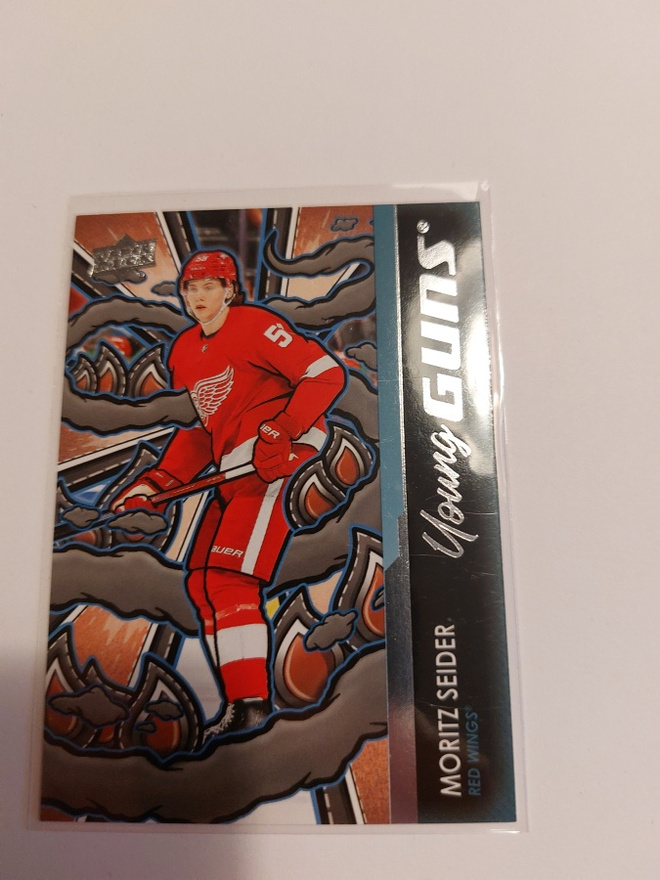 2024-25 UD Young Guns Renewed Series 2 #469 Moritz Seider