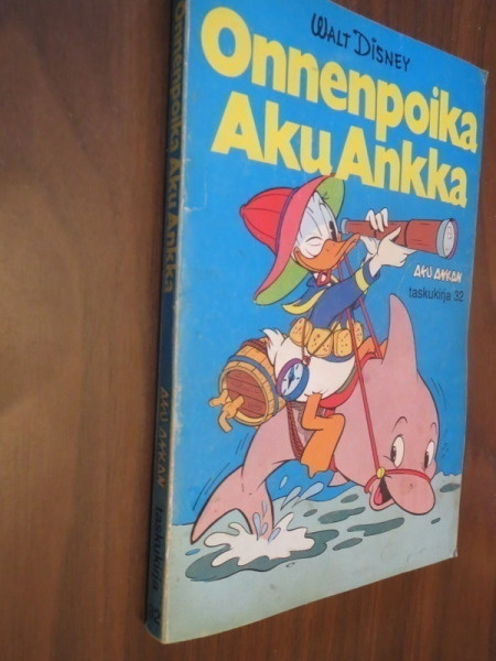 Aku Ankan taskukirja # 32 - ensipainos vuodelta 1976