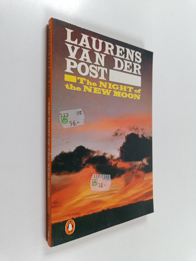 Laurens Van der Post : The night of the new moon