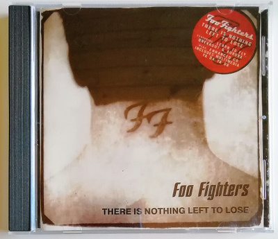 CD-levy: Foo Fighters: There Is Nothing Left to Lose