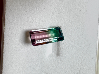 Vesimeloniturmaliini 10,01ct irtokivi (ALGT raportti)