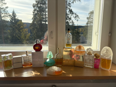 Naisten tuoksuja