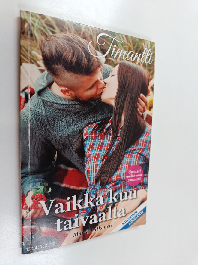Maria Valkonen : Vaikka kuu taivaalta