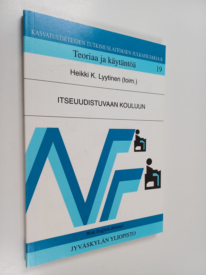Heikki K. Lyytinen : Itseuudistuvaan kouluun