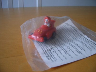 McDonald´s HAPPY MEAL -lelu avaamaton