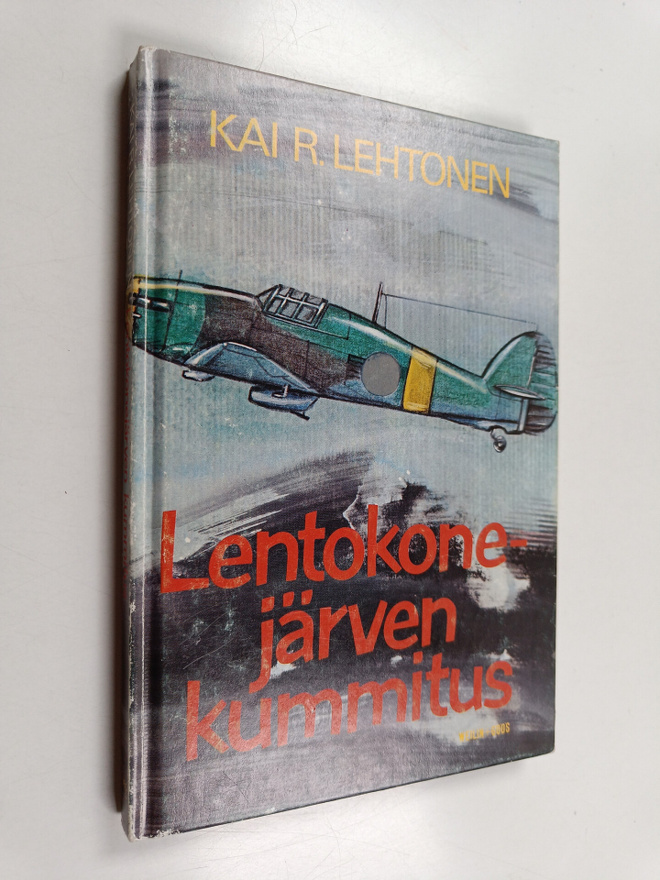 Kai R. Lehtonen : Lentokonejärven kummitus