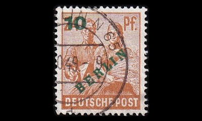 Berlin 65 o Vihreä päällepainama 10 Pf (1949)