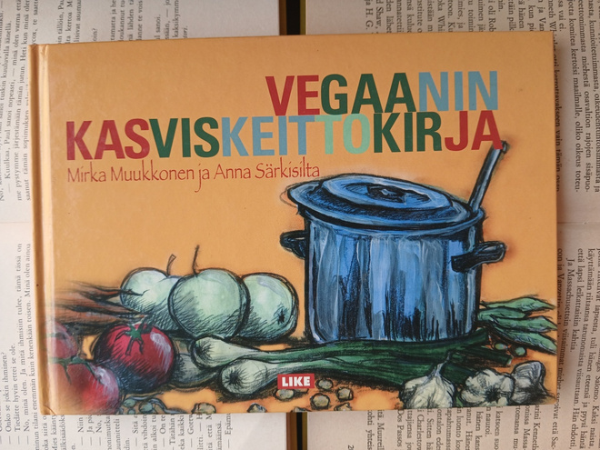Muukkonen; Särkisilta - Vegaanin kasviskeittokirja (sid.)