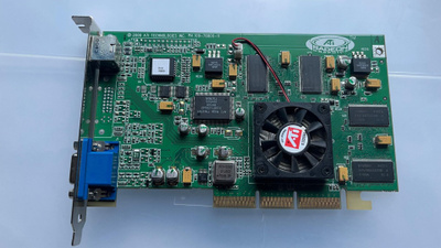 ATI Radeon 7200 32 MB SDRAM AGP