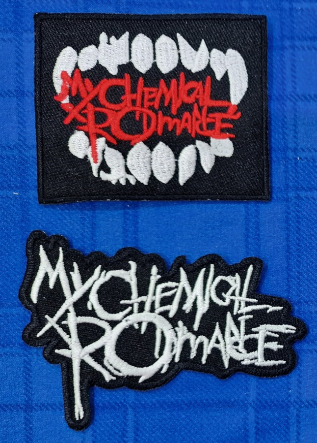 2 kpl MY CHEMICAL ROMANCE kangasmerkkejä