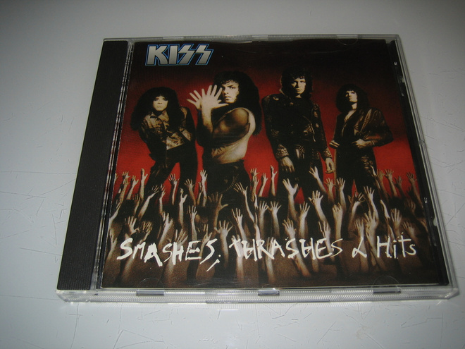 Kiss - Smashes, Thrashes & Hits (CD)