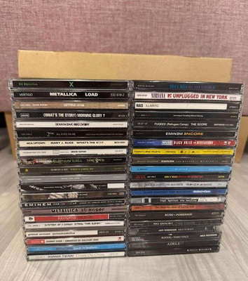 CD-paketti 40+ levyä